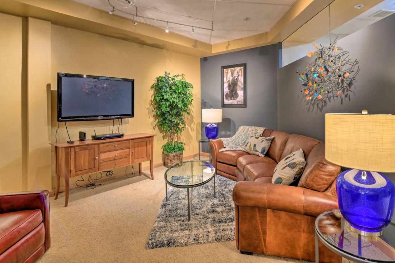 Idyllic Dtwn Anchorage Condo With Fireplace! Exterior foto