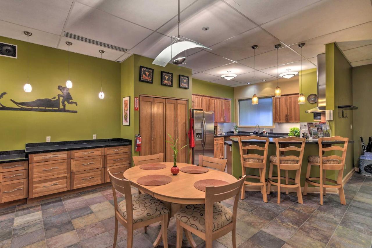Idyllic Dtwn Anchorage Condo With Fireplace! Exterior foto