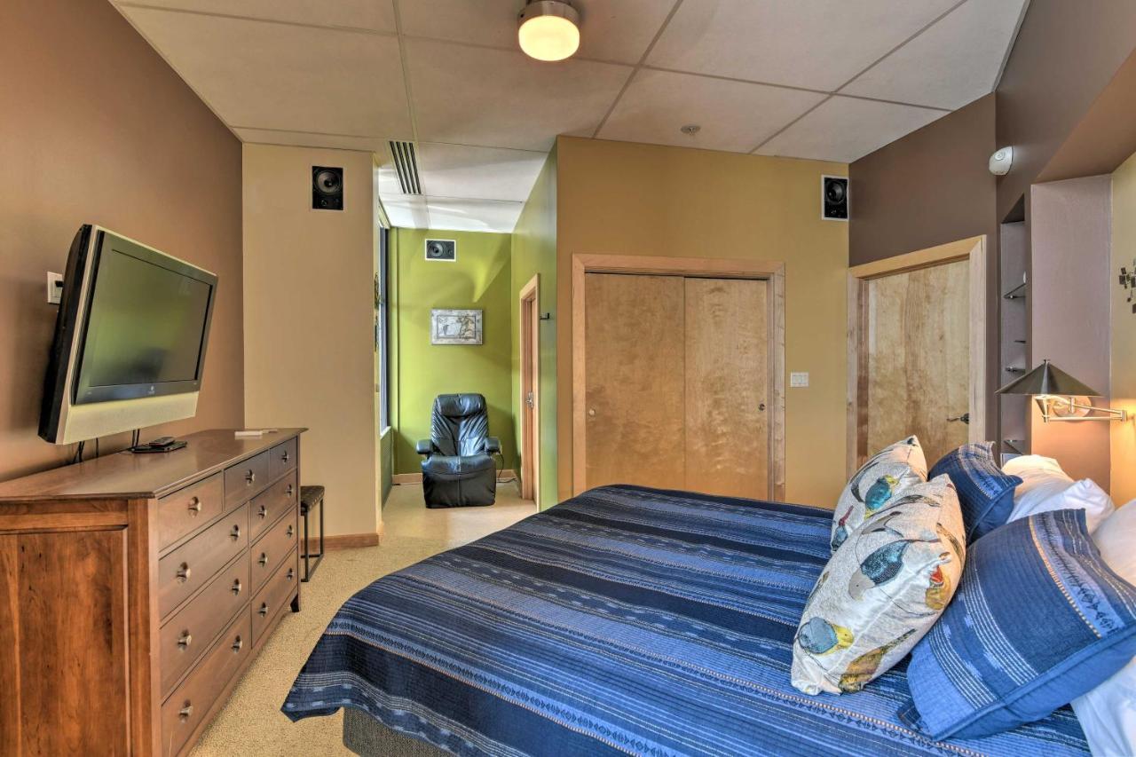 Idyllic Dtwn Anchorage Condo With Fireplace! Exterior foto
