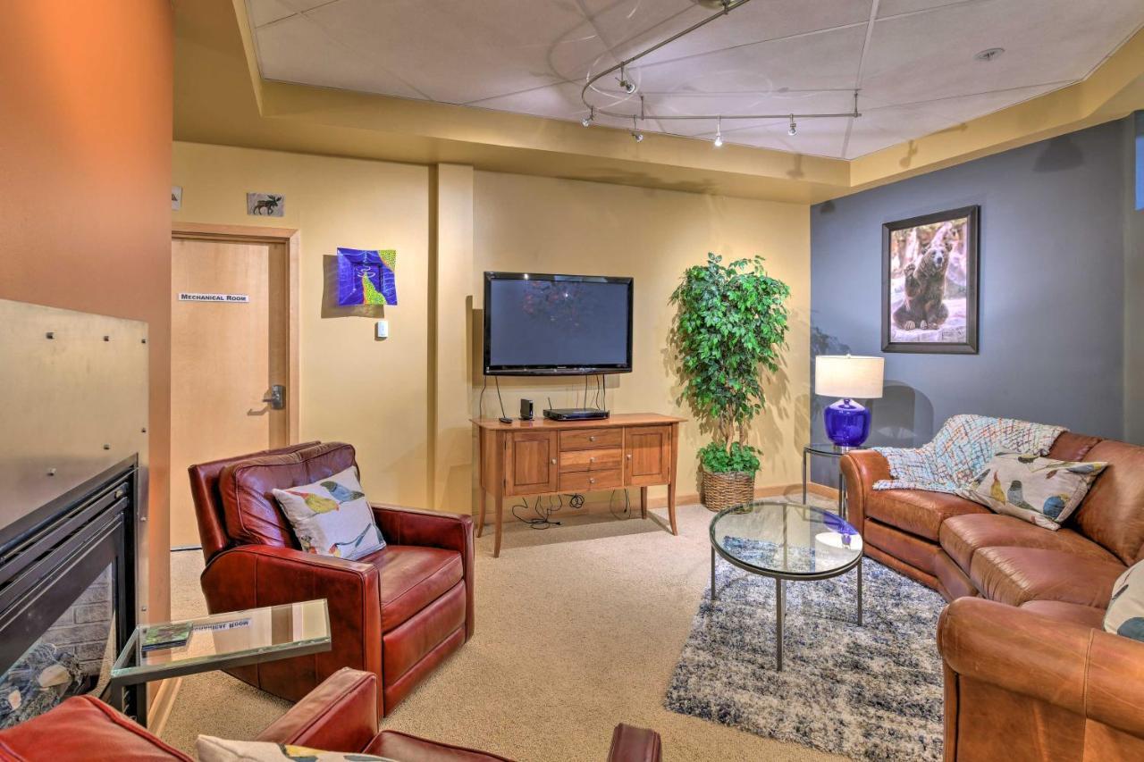 Idyllic Dtwn Anchorage Condo With Fireplace! Exterior foto